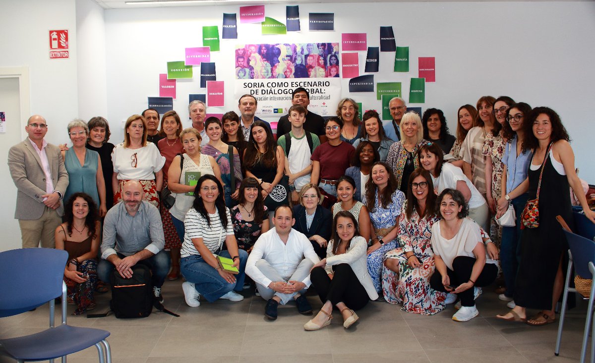 UVa_es's tweet image. 🫂El @CampusdeSoria @AsuntosSociales ha reunido a expertos en integración y protección internacional en una mesa debate en la que han hablado de:
🗣️Atención a solicitantes de protección internacional, su integración en la vida cotidiana e inserción laboral ...