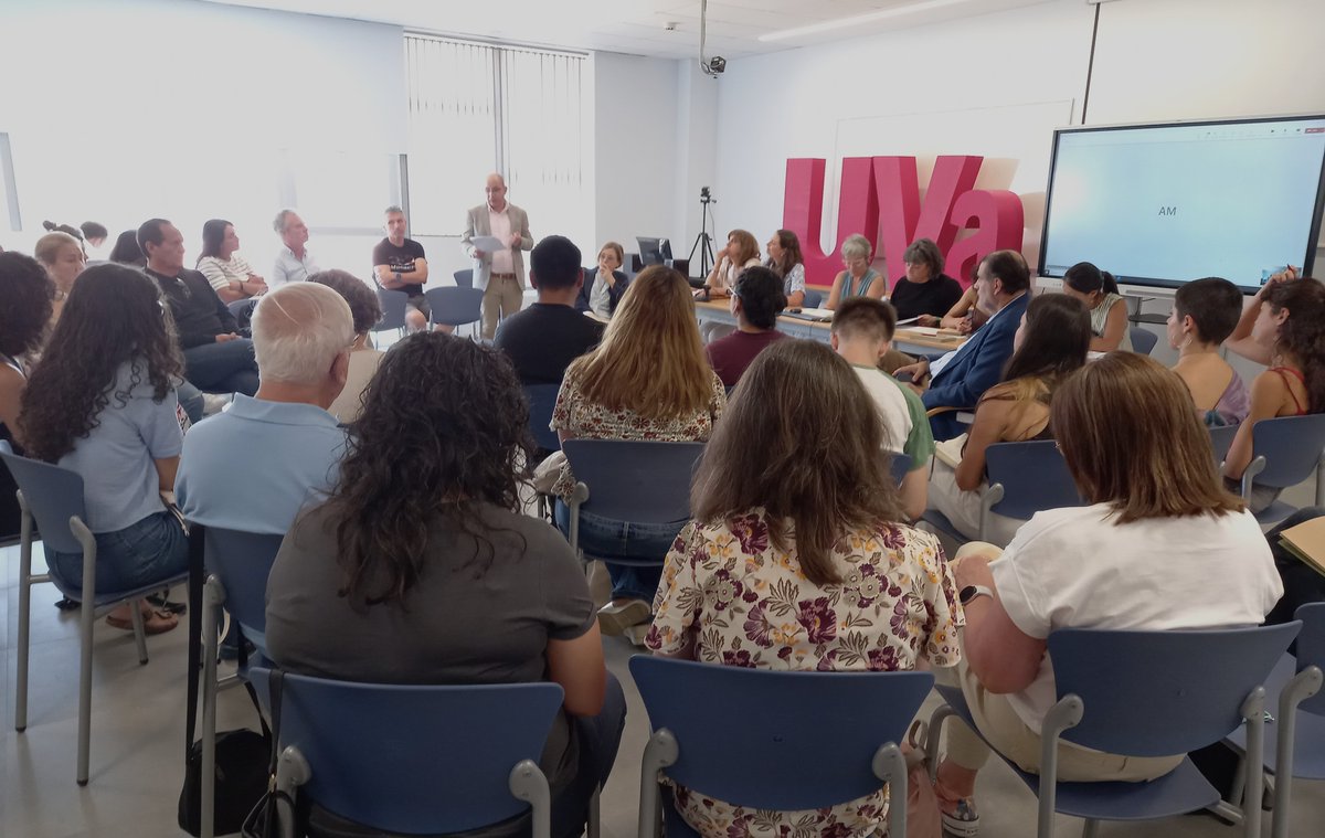 UVa_es's tweet image. 🫂El @CampusdeSoria @AsuntosSociales ha reunido a expertos en integración y protección internacional en una mesa debate en la que han hablado de:
🗣️Atención a solicitantes de protección internacional, su integración en la vida cotidiana e inserción laboral ...