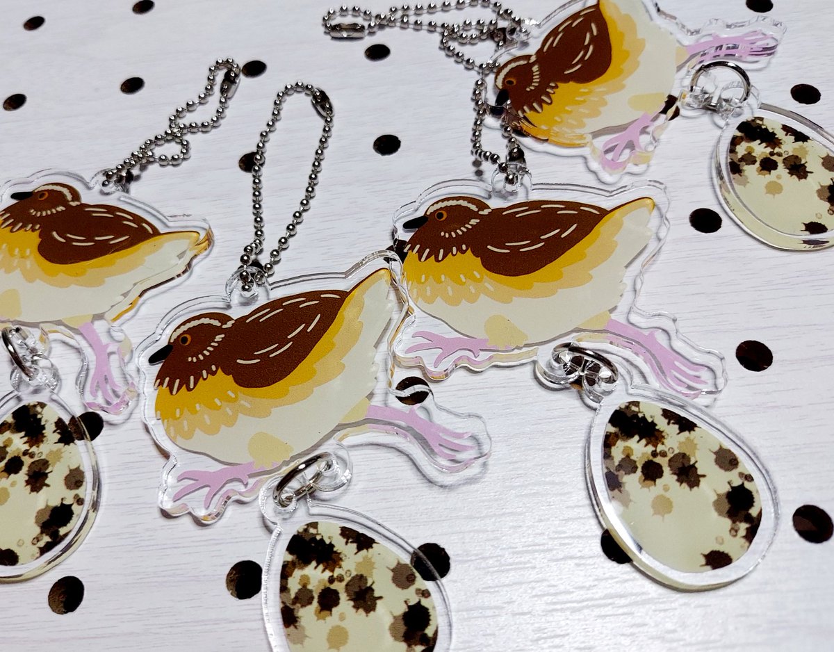 mzkanatsu's tweet image. 博ふぇすのガクタメに合わせてうずらのアクキー作りました!
うずらのたまご付
#博物ふぇす #博ふぇす #博物ふぇすてぃばる