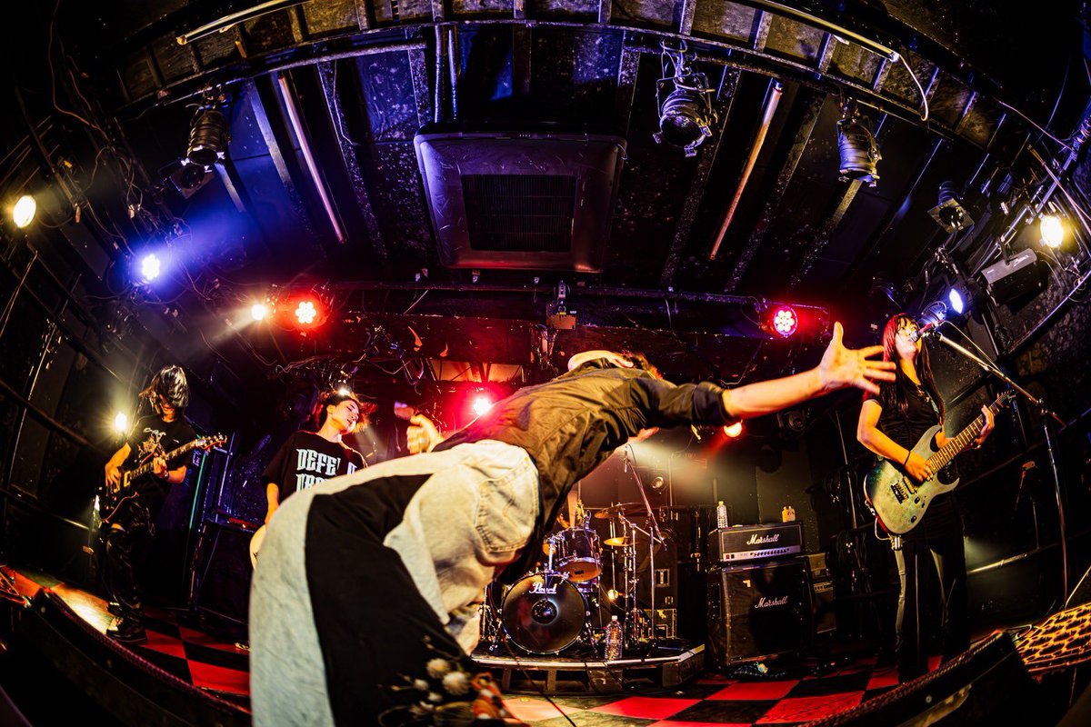 sazare_official's tweet photo. 2025.7/16(水)
shinjuku ANTIKNOCK presents
【SHEER HEART ATTACK vol.16】

ありがとうございました。
名古屋ぶり1ヶ月ぶりのホームアンチノック、最高‼️
新曲も聴いていただき、ありがとうございます。

［セットリスト］
1. AUDIENCE CHAMBER
2. 意識ノ古層
3. 「葉隠」
4. 擲弾亦咲キ荒ブ
5. 狂ひ https://t.co/O0aFclIKEt