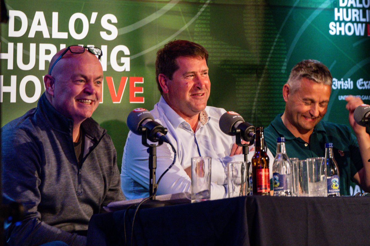 RyanLarry's tweet image. Huge thanks to all at @SarsfieldsCork for minding @DaloAnto and co last night. Super show. Mark and TJ in great form and brilliant insights from Eamon O'Shea. Part 1 up now for @ExaminerSport subscribers irishexaminer.com/sport/gaa/arid…