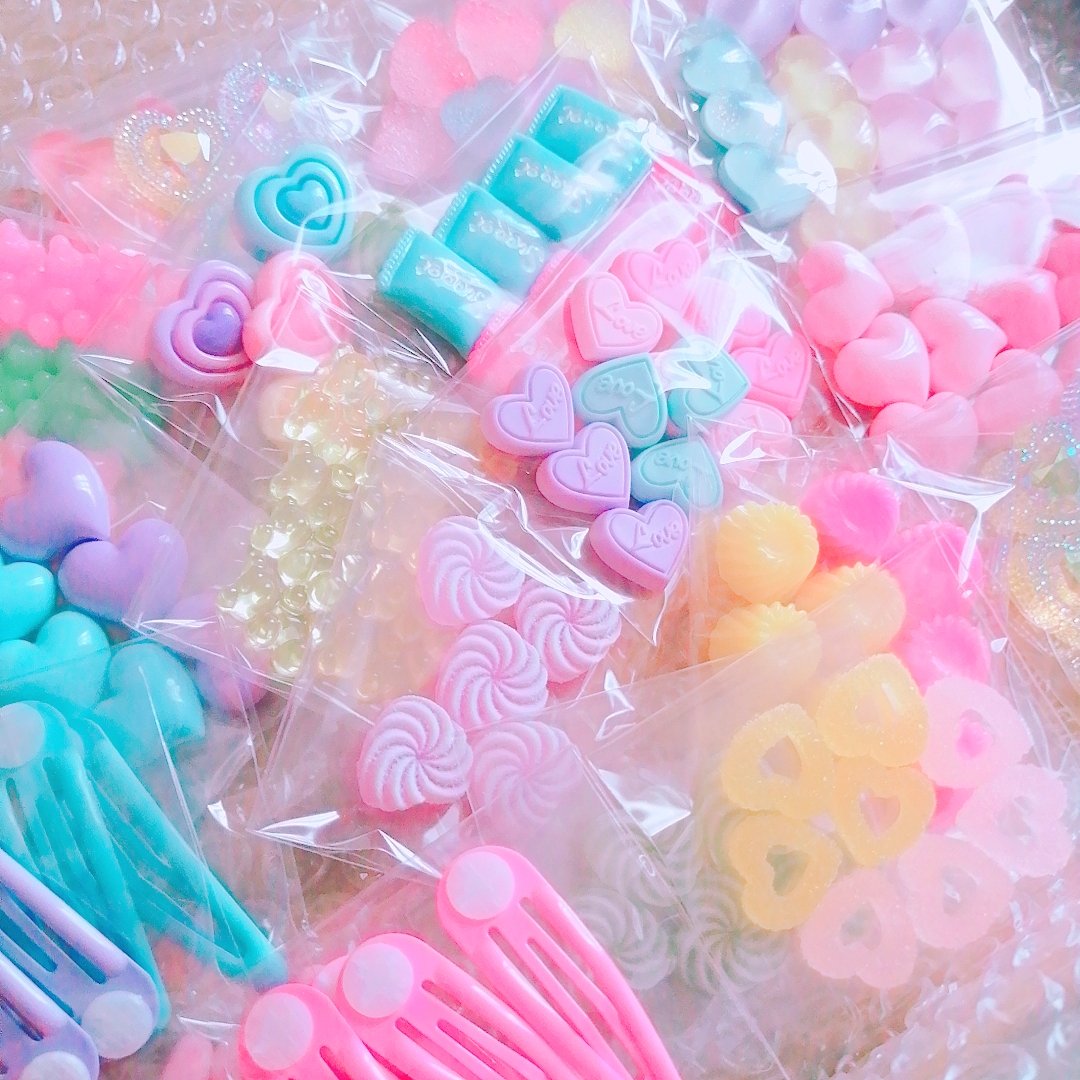 syrup29's tweet image. ８月はミニPOPUP以外に大阪で委託イベントがあるため、たくさん仕入れました~~（詳細は後日！）💗💗💗