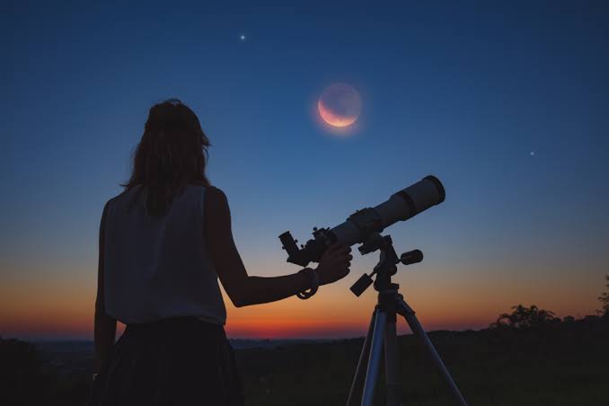 GlobalUpdates24's tweet image. 🚨 BREAKING –
For the first time, Astronomers have captured the 𝗯𝗶𝗿𝘁𝗵 𝗼𝗳 𝗮 𝗻𝗲𝘄 𝘀𝗼𝗹𝗮𝗿 𝘀𝘆𝘀𝘁𝗲𝗺