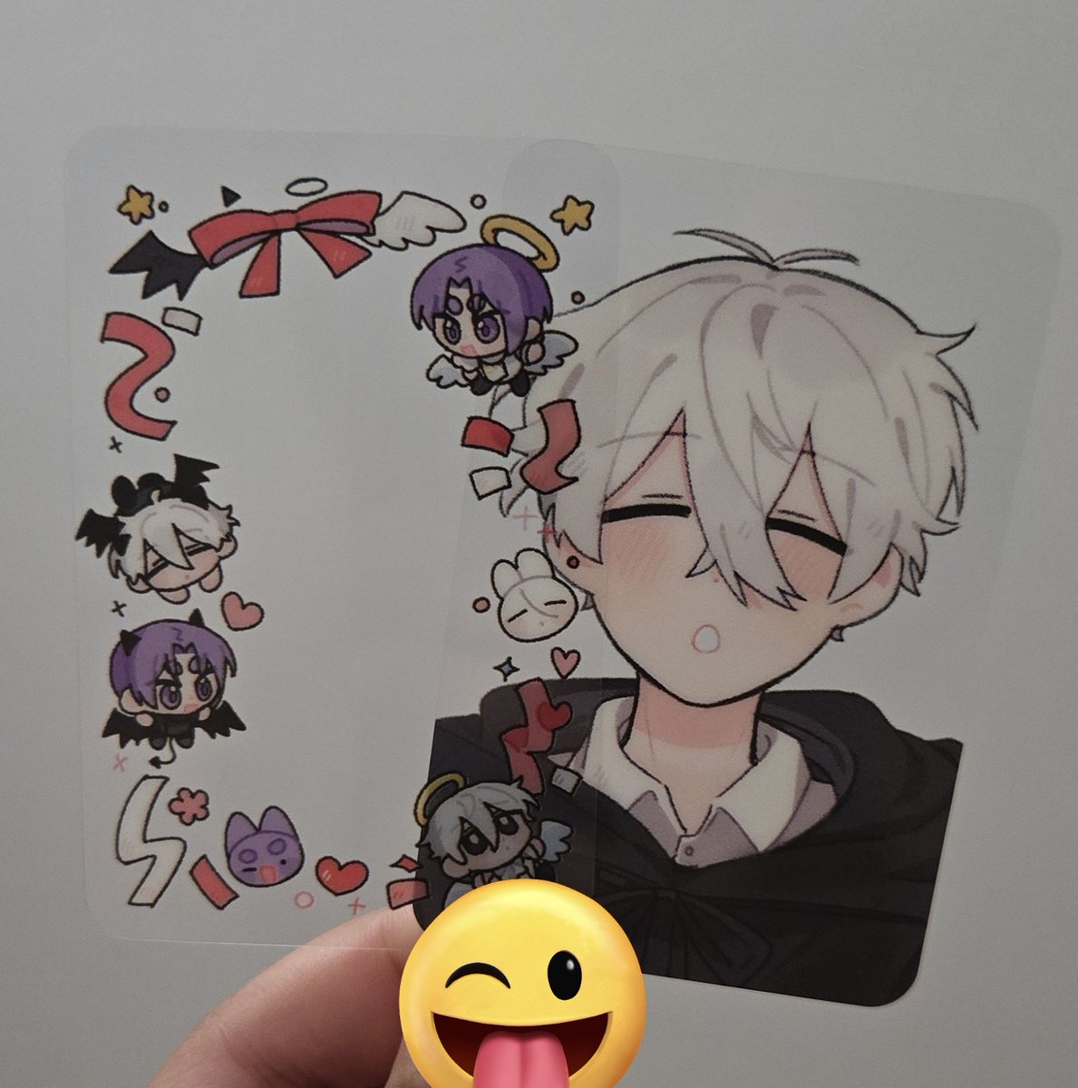 부스에서무료배포할 투명포카입니다!
^♡^이번엔 뒤에가 투명해서 잘보이네요ㅠ.ㅠ))9♡
방문해주시는분들 한장씩가져가주세요~~
