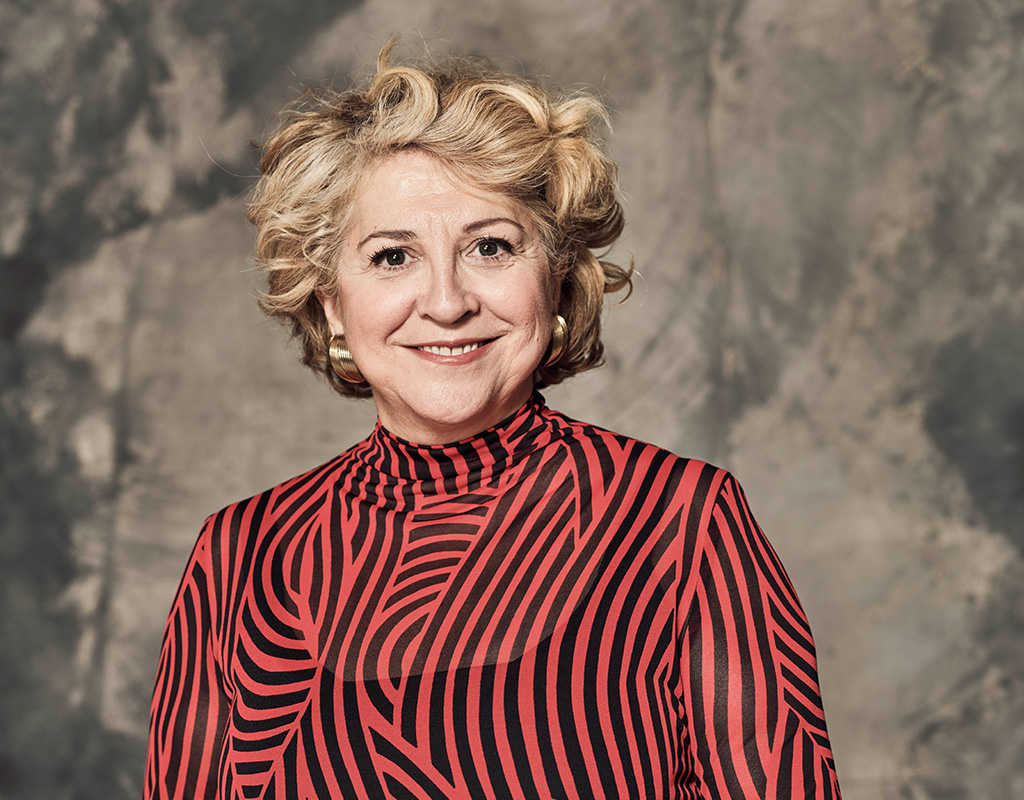 Esther García, Premio Elías Querejeta de la Academia de Cine 2025, que reconoce a destacados productores y productoras del cine español.
academiadecine.com/2025/07/17/est…
