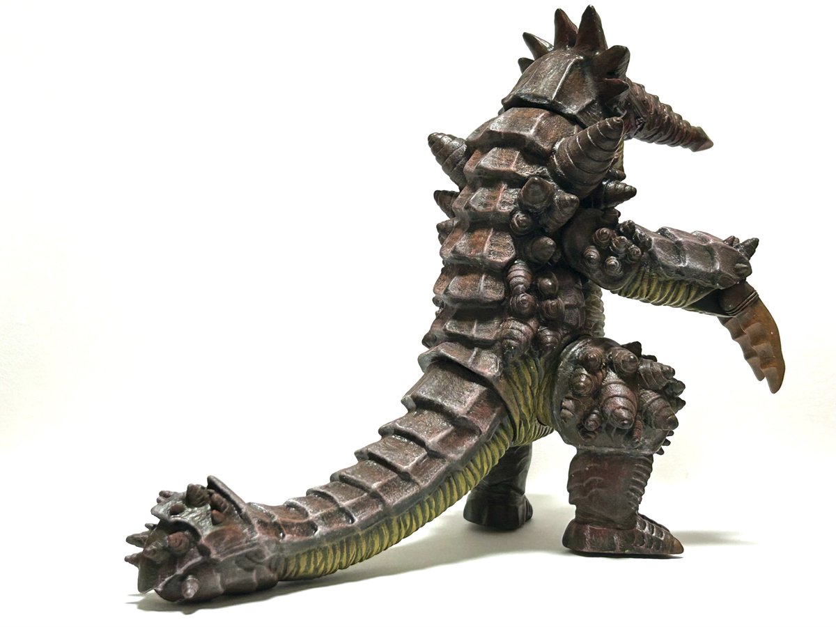 ウルトラ怪獣アドバンス グライム リペイントしました。オール筆塗り