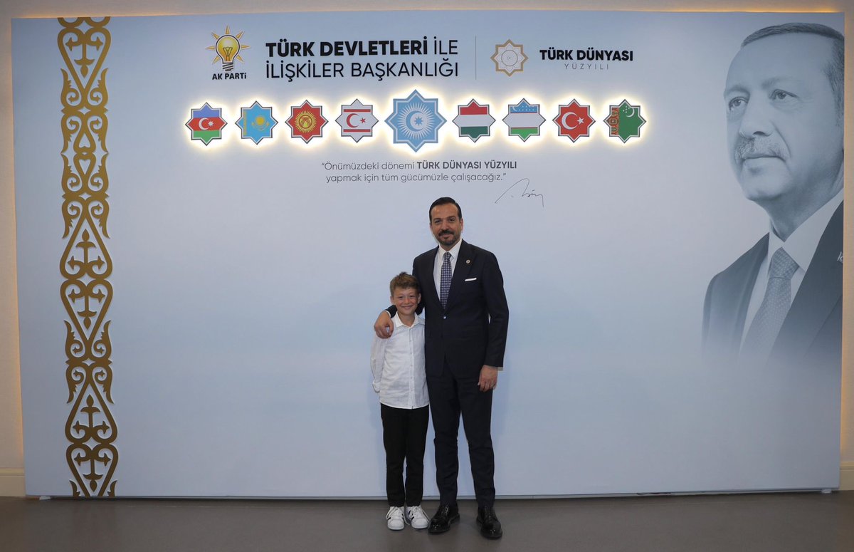 DÜNYA BALKAN.DER.FED 🇹🇷 (@dunbalfed) on Twitter photo AK Parti Genel Başkan Yardımcısı,
Türk Devletleri İle İlişkiler Başkanı Prof. Dr. Sn. Kürşat Zorlu’yu ziyaret ettik.
Nezaket dolu misafirperverliğinden dolayı kendilerine müteşekkiriz.
<a href="/zorlu77/">Prof.Dr.Kürşad ZORLU</a> <a href="/Akparti/">AK Parti</a> <a href="/recepvarol73/">Recep Varol</a> AK Parti Genel Başkan Yardımcısı,
Türk Devletleri İle İlişkiler Başkanı Prof. Dr. Sn. Kürşat Zorlu’yu ziyaret ettik.
Nezaket dolu misafirperverliğinden dolayı kendilerine müteşekkiriz.
<a href="/zorlu77/">Prof.Dr.Kürşad ZORLU</a> <a href="/Akparti/">AK Parti</a> <a href="/recepvarol73/">Recep Varol</a>