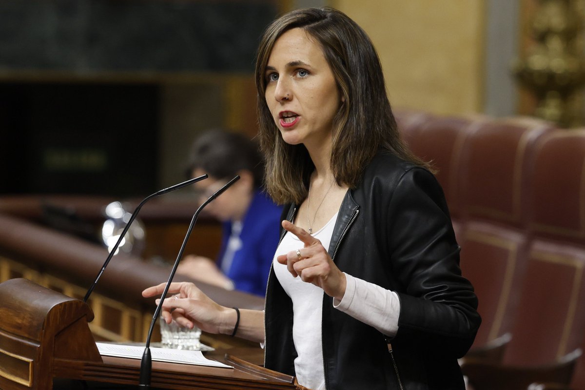 Jueces a por Ione Belarra, policías a por Ione Belarra.
Cualquier usuario de RRSS ha visto de las policías en Torre Pacheco lo que ha visto <a href="/ionebelarra/">Ione Belarra</a> y ha denunciado y por eso la denuncian, viendo el percal de Justicia de este País es probable que la condenen porque además de