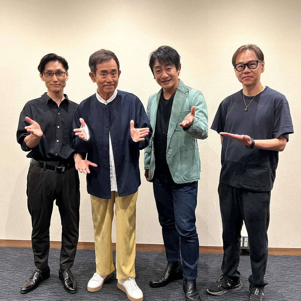 lupin_anime's tweet image. \\ まもなく、生配信スタート!//
皆様、たくさんの質問を
ありがとうございました!
この後、生配信にて
#栗田貫一 さん #片岡愛之助 さん
#小池健 監督 #石井克人 さん がお応えします🗣
📹トムス公式YouTube にて
youtube.com/live/0vHRFHoGc…
🎬大ヒット上映中
『LUPINTHEIIIRDTHEMOVIE…