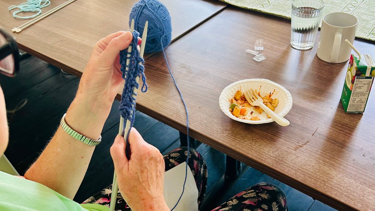 Carers_first's tweet image. Here are some lovely photos from our most recent knitting and crochet group in Merton 💜

Some of the feedback from carers who attended included: &quot;I am so grateful for this group. If I hadn’t come here, I would have stayed at home and felt really depressed. Its just nice sitting…
