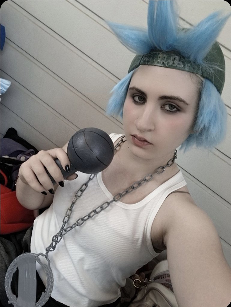 lorani_cos's tweet photo. My Older bro cosplay 🩵💚 @FNF_OlderBro (@bbxdcos made my wig🫶🏻) https://t.co/OYqoKgCsOD