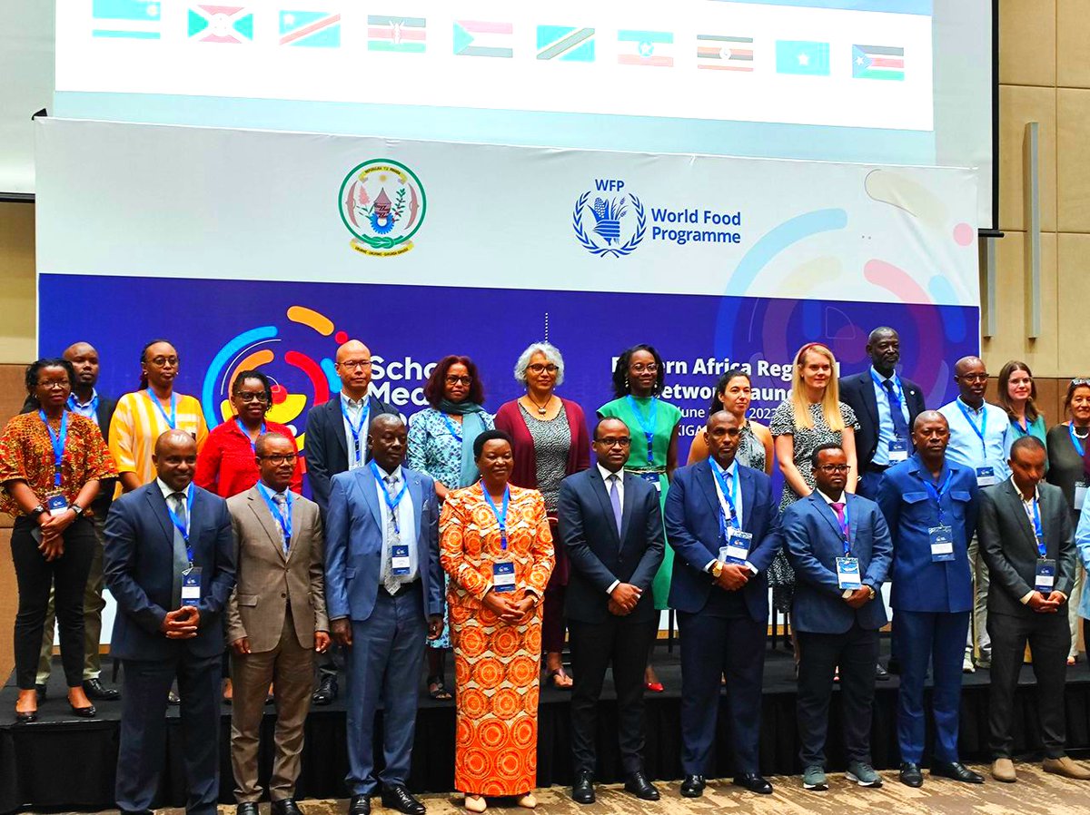 GitegaVuturaa's tweet photo. @MENRS4 @Gitega @BIGIRIMANALIBO4 En plus de la représentation du #Burundi aux sessions de haut niveau organisées au #Rwanda en juin 2023 et en Côte d'Ivoire en septembre 2023, Liboire BIGIRIMANA a représenté le pays au forum de décideurs organisé à Cotonou au #Bénin en juin 2022 par la conférence de la #CONFEMEN https://t.co/BVvcbYht4e