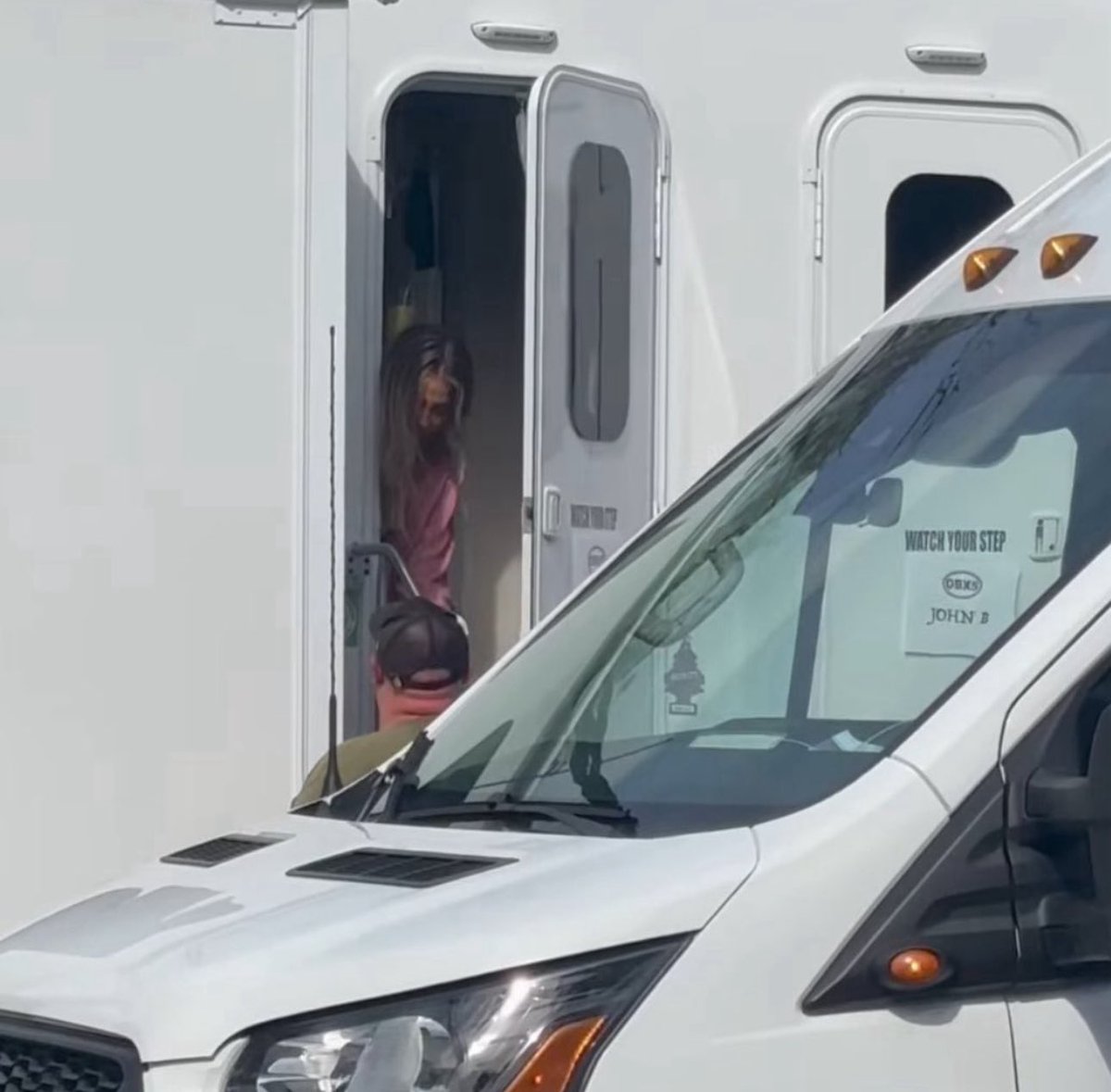 outerbanksupd's tweet image. New photo on the set of outer banks of Madelyn Cline and Chase Stokes