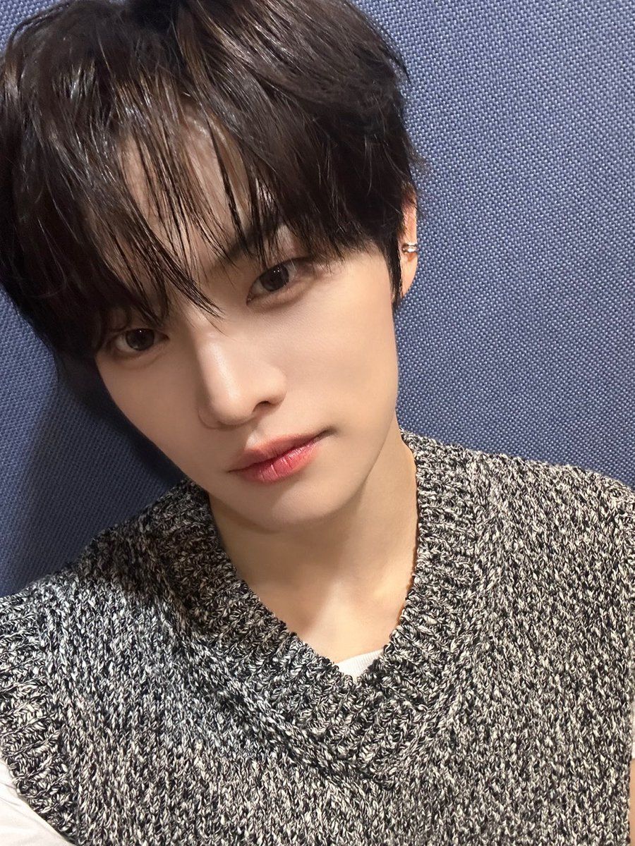 CYE_MEMBERS7's tweet image. 엠카 끝!
#전민욱 #JEONMINWOOK
#CLOSEYOUREYES #클로즈유어아이즈
#클유아 #CYE