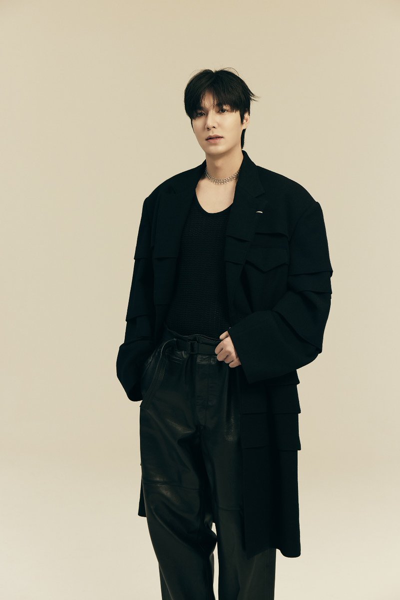 sevennyLMH's tweet image. &quot;YJH silently does what he has to do in his given environment, regardless of the outcome. I wanted to be like that part of him.&quot;
#OmniscientReaderTheProphecy #전지적독자시점 #LeeMinHo #이민호 @ActorLeeMinHo #YooJoongHyuk #AhnHyoSeop