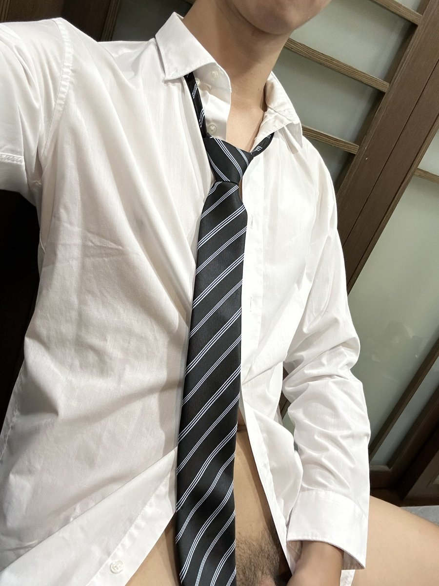 學長學弟們，明天見😈