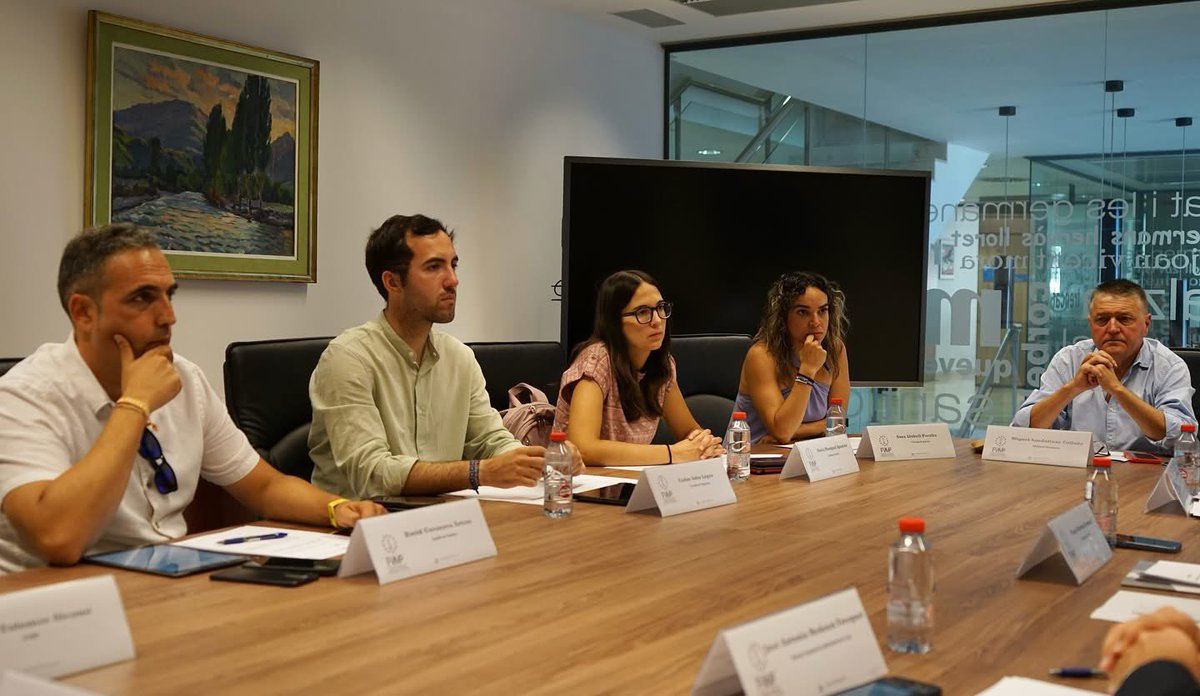 ✅ Constituïm a Carlet la Comissió de Treball “Administració Local, Transparència i Participació, Fons Europeus, Comunicació, Despoblament i Simplificació Administrativa” amb la presència de Compromís.