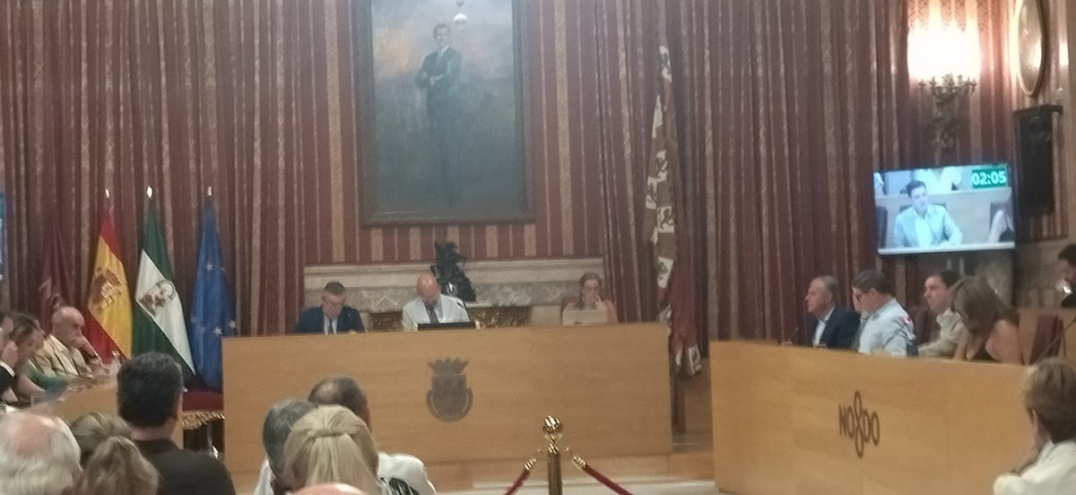 Plataforma del Voluntariado de Sevilla (@pvssevilla) on Twitter photo El <a href="/Ayto_Sevilla/">Ayuntamiento de Sevilla</a> ha aprobado hoy por unanimidad la rotulación de una glorieta dedicada al Voluntariado a propuesta de la <a href="/PVSsevilla/">Plataforma del Voluntariado de Sevilla</a> y <a href="/VoluntariadoPAV/">Plataforma Andaluza de Voluntariado</a> . Sevilla tendrá un espacio preferente dedicado a la acción voluntaria que realizan miles de personas en la ciudad. Gracias El <a href="/Ayto_Sevilla/">Ayuntamiento de Sevilla</a> ha aprobado hoy por unanimidad la rotulación de una glorieta dedicada al Voluntariado a propuesta de la <a href="/PVSsevilla/">Plataforma del Voluntariado de Sevilla</a> y <a href="/VoluntariadoPAV/">Plataforma Andaluza de Voluntariado</a> . Sevilla tendrá un espacio preferente dedicado a la acción voluntaria que realizan miles de personas en la ciudad. Gracias