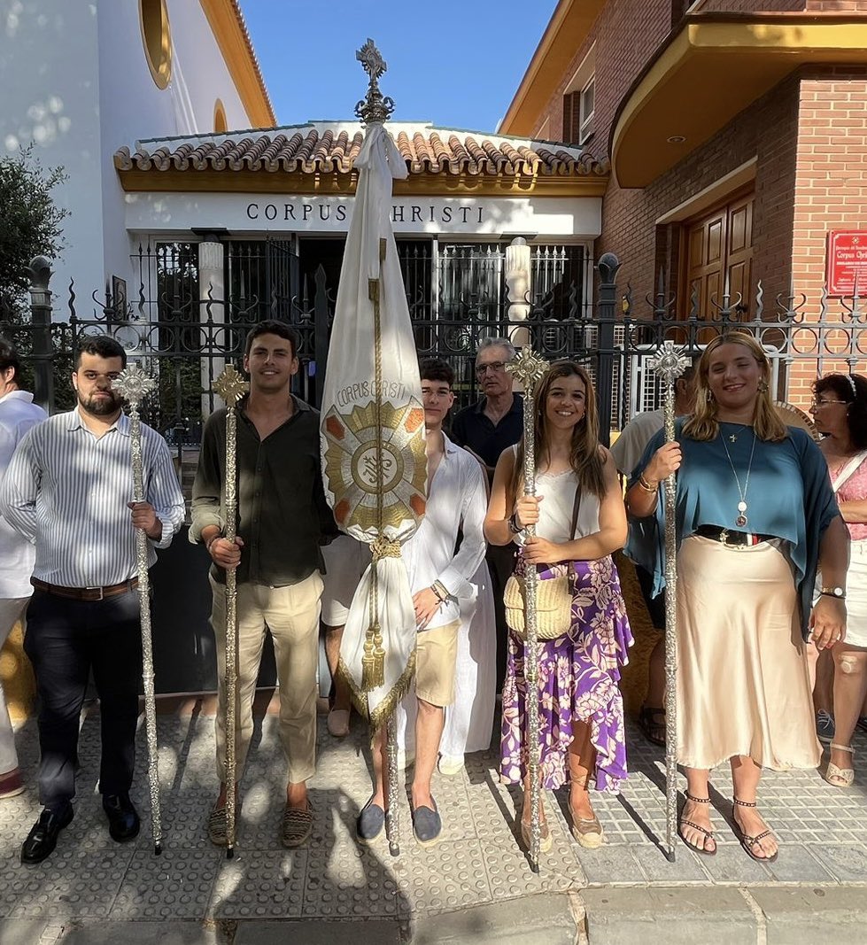 En la tarde de ayer, una representación de nuestra Hermandad Sacramental saludaba a nuestros hermanos de <a href="/hdadcarmenped/">Carmen de Pedregalejo</a>  en su tradicional procesión marítima-terrestre.

Nuestras felicitaciones por los diferentes actos organizados en torno a la Santísima Virgen del Carmen,