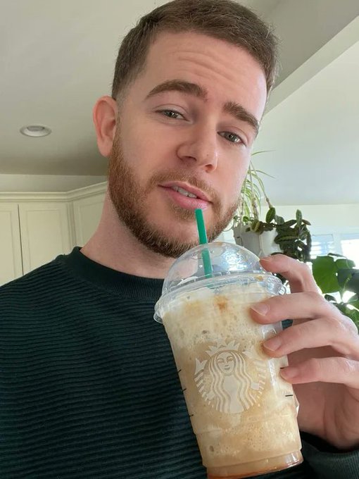 Watch Daddy Josh's leaked NSFW photo on TwXstars