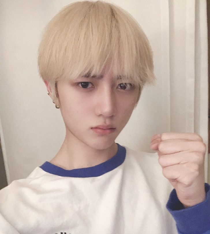 &gt;:( bamgeut                  vs                &gt;:( beomgyu
