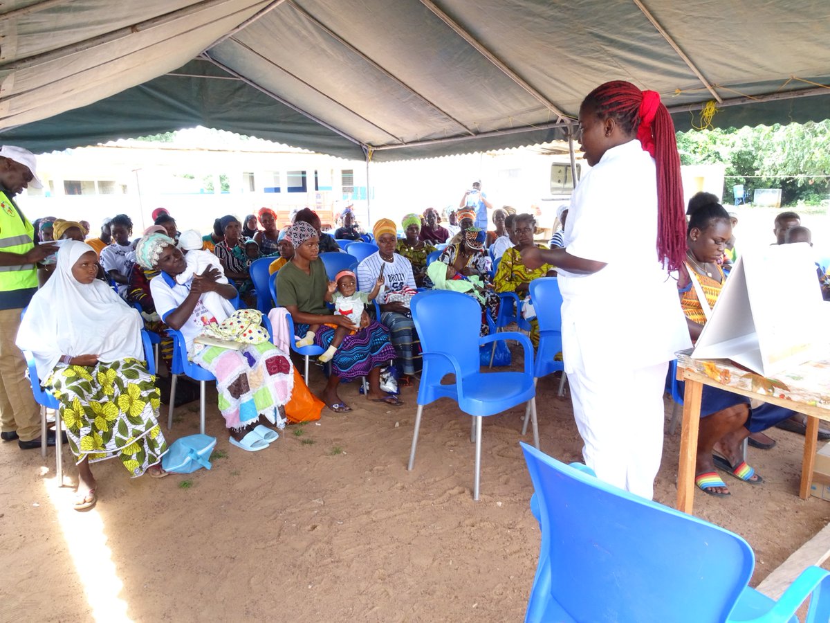 Semaine de la Population 2025 – Étape de Doropo

Hier 16 juillet 2025, la caravane de la Semaine de la Population 2025 a marqué un temps fort à Doropo, avec une mobilisation remarquable des autorités, des jeunes et des femmes.

À cette occasion, le Préfet de Doropo a lancé un