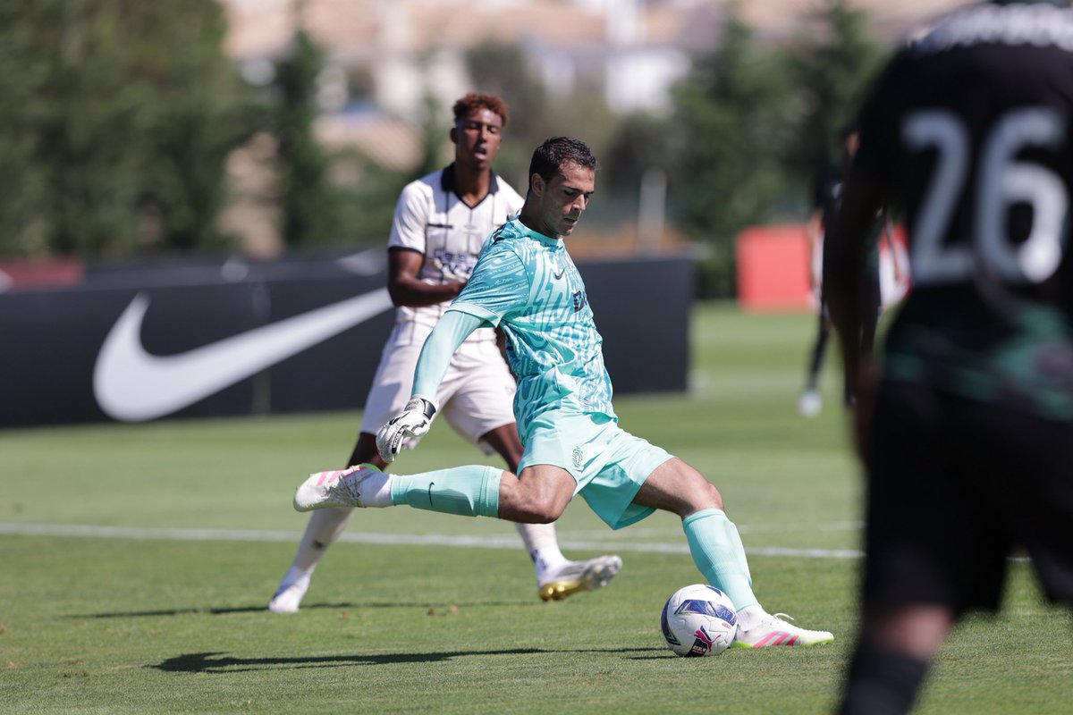 CallaiDiego's tweet image. Construindo, treino após treino. 🔒