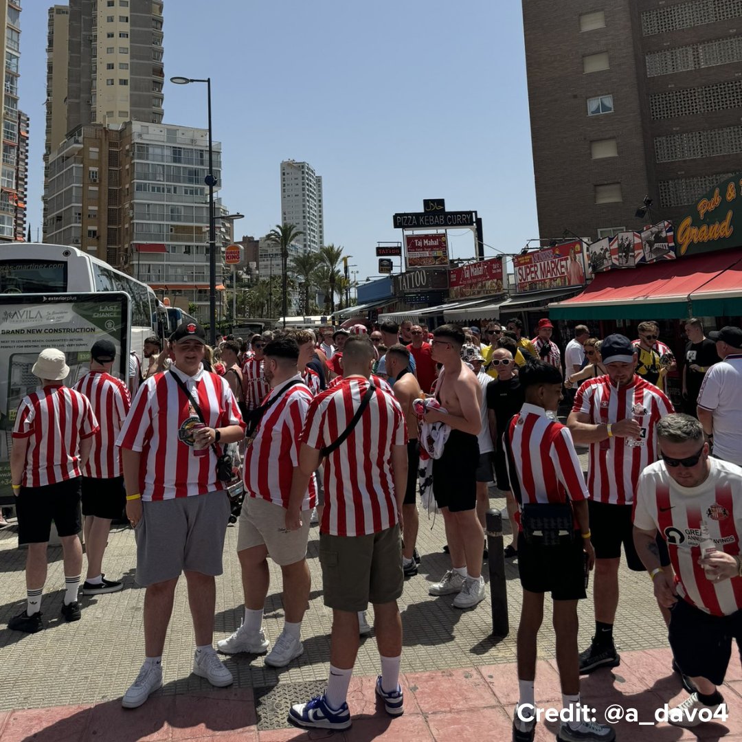 FanHub's tweet image. 📅 On this day in 2024...
Sunderland fans out in Spain for a pre-season friendly against Nottingham Forest! 🙌
Did you do this trip?
#SAFC