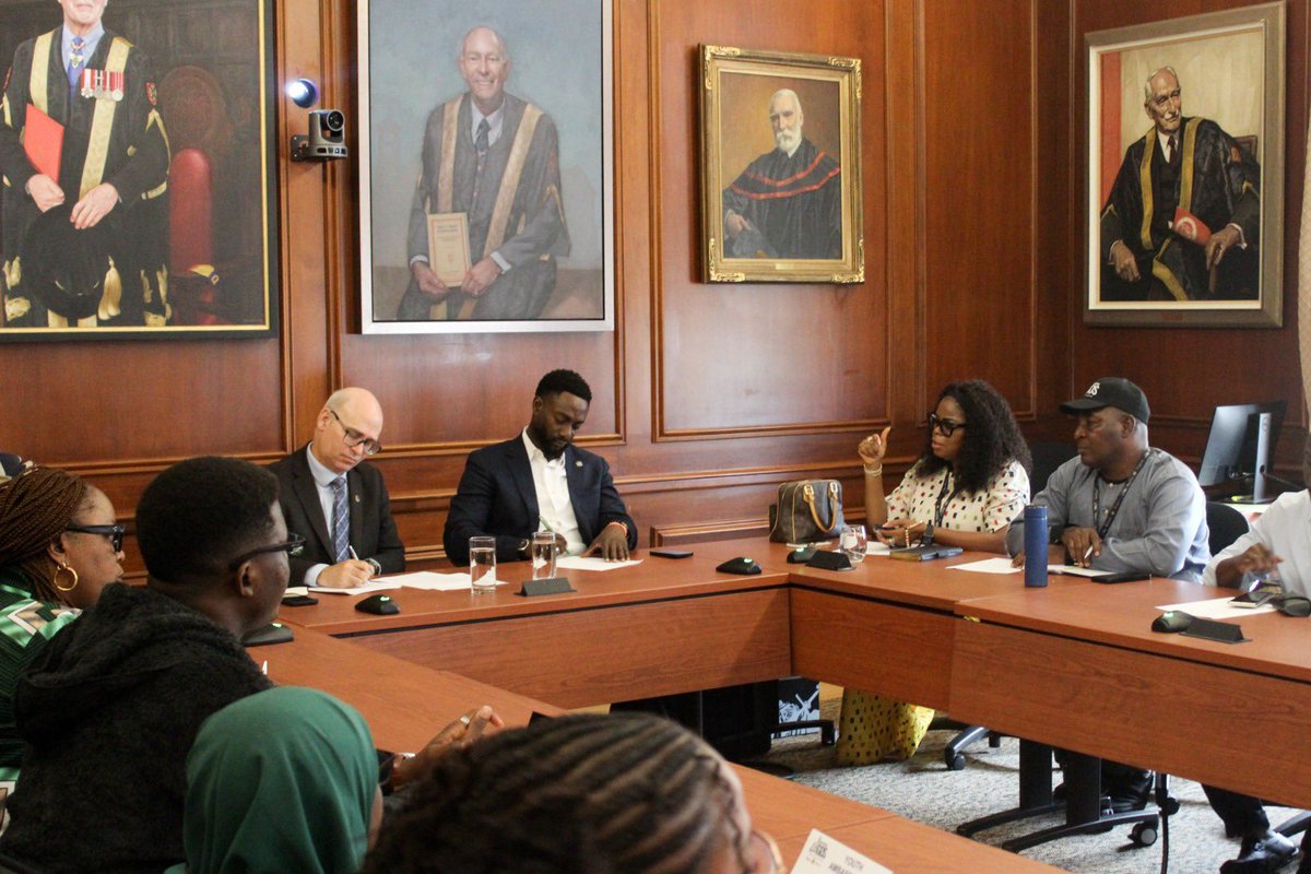 LagosJunction's tweet image. The delegates of the Lagos State Canada Study Tour 2025 were warmly welcomed at Queen’s University, where they attended an official orientation. 

They were received by the Chief of Staff and the Special Advisor from the Office of the Principal and Vice-Chancellor, Nick Mosey…