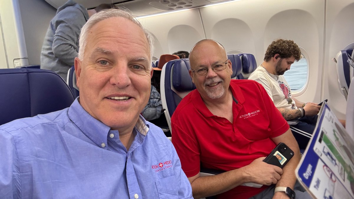 ActionMedCo's tweet image. The Pit Crew Chiefs are headed to Miami for Exertional Heat Illness Management in-service training with 💯 % live temp training w/ SP’s = 100% competency
Will welcome 40+ to our #pitcrewsportsemergencycare process tomorrow!