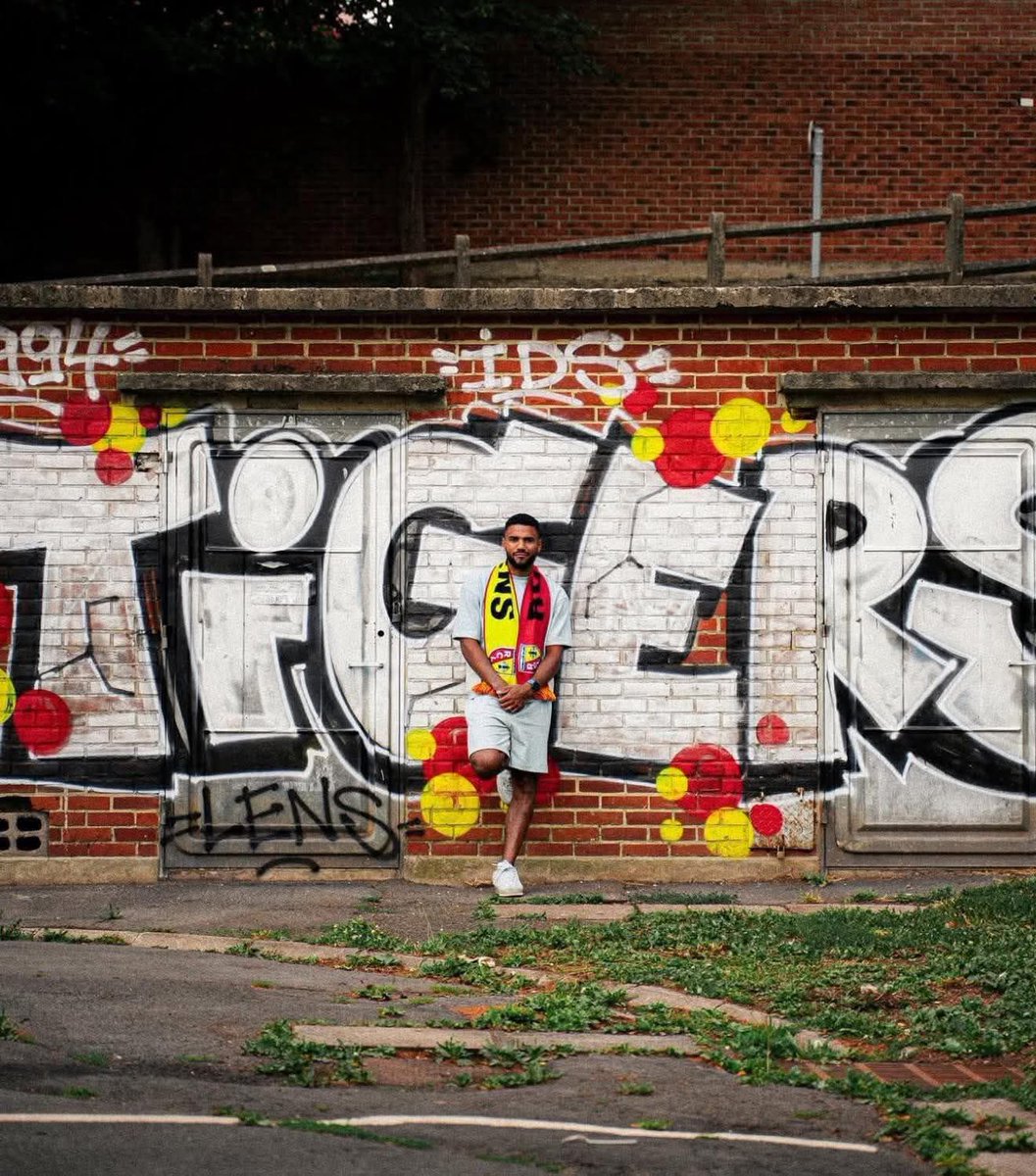 daffredo's tweet image. Vas-y pisse nous dessus aussi