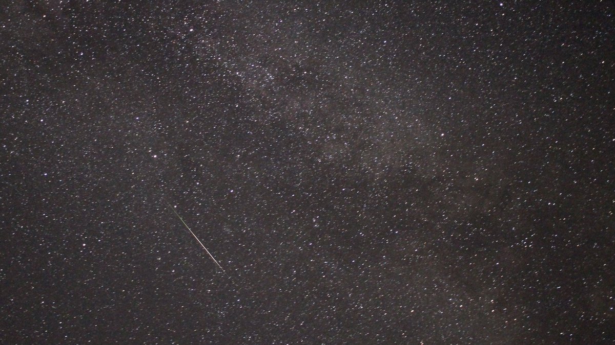 sjb_astro's tweet image. Activity has begun for one of the best meteor showers of the year, the #Perseids. Rates will be low until we get into August. The peak is on the night of 12-13 August. Rates will also be high on 11-12 and 13-14 August, although the bright Moon interferes this year. #Astronomy