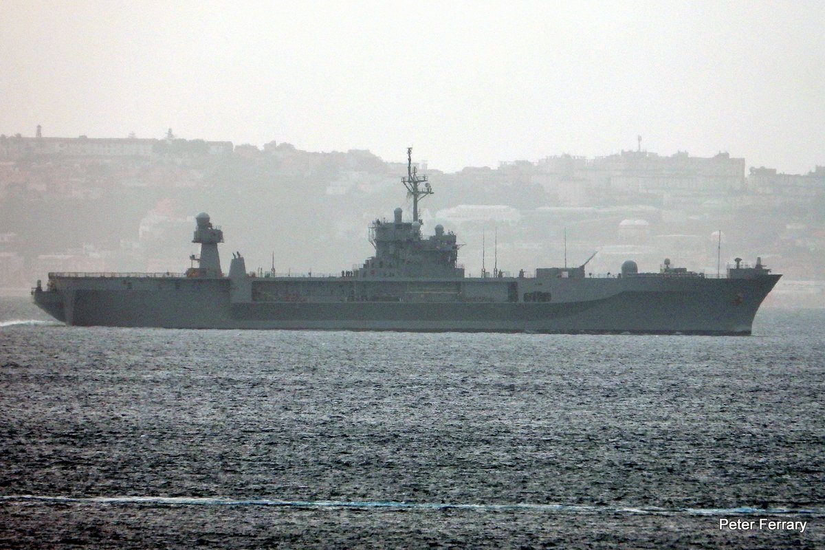 Strait of Gibraltar 2021
Amphibious command ship
USS Mount Whitnet  LCC 20  🇺🇸
Strait of Gibraltar westbound Jan 31 2021