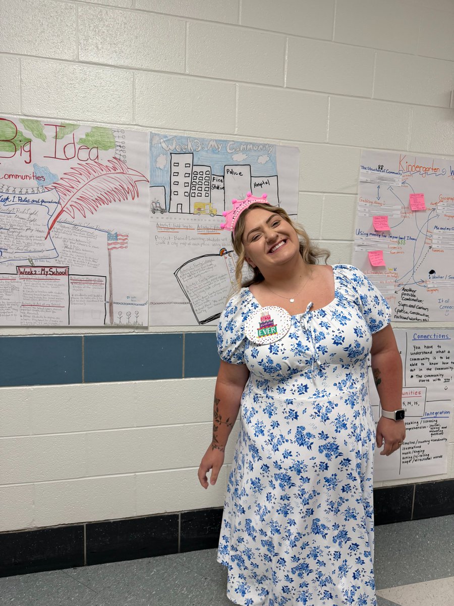 mercer_schools's tweet image. Elementary &amp;amp; Pre-K Supervisor Amber Riffe and Mercer County teachers attended the Pre-K &amp;amp; Elementary Social Studies Standards Roll-Out Sessions to bring back fresh ideas and strategies for our youngest learners! 📚✨ #MercerCountySchools #SocialStudies