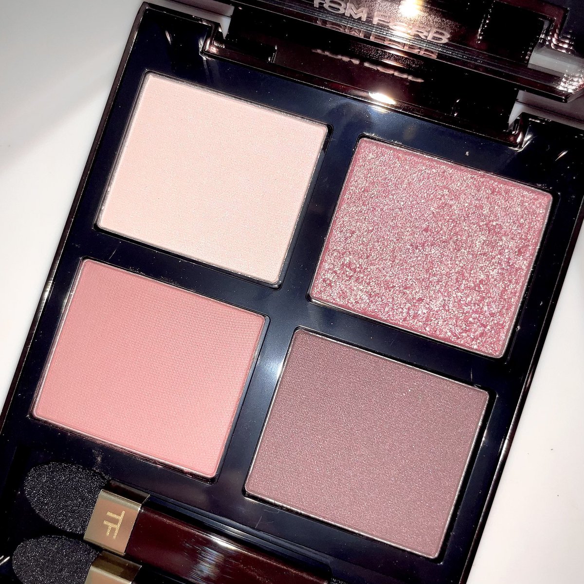 aibymakeupppp's tweet image. トムフォードのインソレントローズは不動の一軍ピンクコスメ。愛してる。