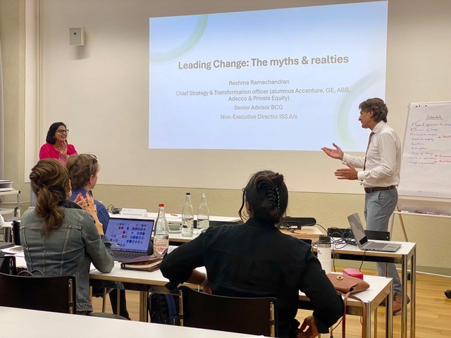 emba_uzh's tweet image. We just wrapped up an intense and inspiring week in the Executive MBA at the University of Zurich!
First we explored Economics & Behavioral Decision Science with Prof. Dr. Björn Bartling — diving into how rational decisions are made, why we often deviate from them, and how to…