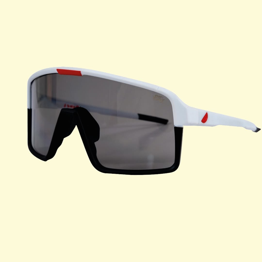 StreetFighter's tweet image. Bring out your inner RYU on the trails this summer with the RYU Street Fighter II Kingpin by @melonoptics.
Ready? FIGHT!
#melonoptics #ridewild #streetfighter #mountainbike