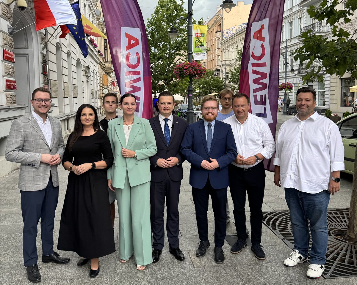 poselTTrela's tweet image. O rekordowym budżecie i rozwoju cyfryzacji w województwie łódzkim – i nie tylko. Dziś Łódź odwiedził wiceminister cyfryzacji @DStanderski . ✅🤝