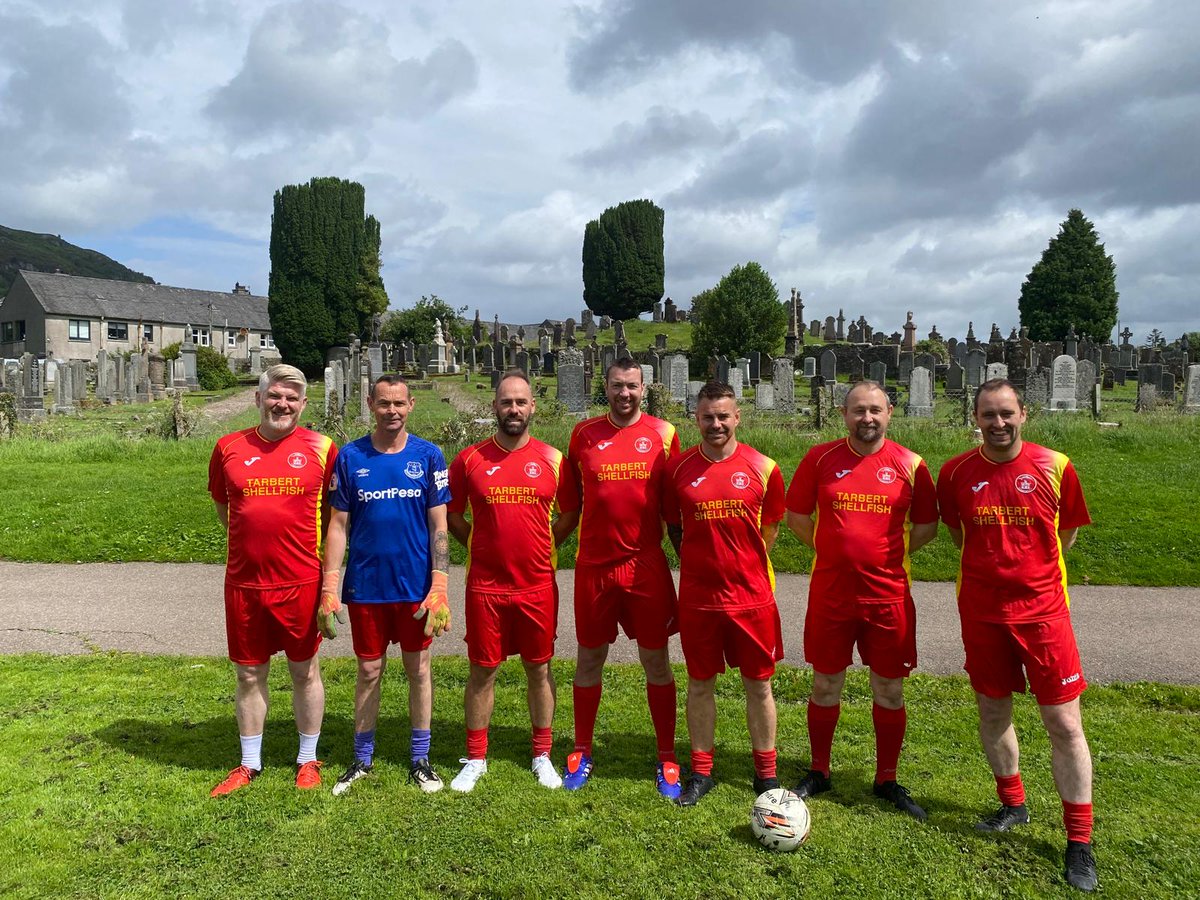 Thank you, Tarbert! 🙌 We raised £1,000 for Ataxia UK at the Duncan TT MacDougall Memorial Football Tournament. Your support honors Duncan! ❤️ #AtaxiaUK #TeamAtaxia #FundraisingFootball #RareDiseaseAwareness #ThankYou
