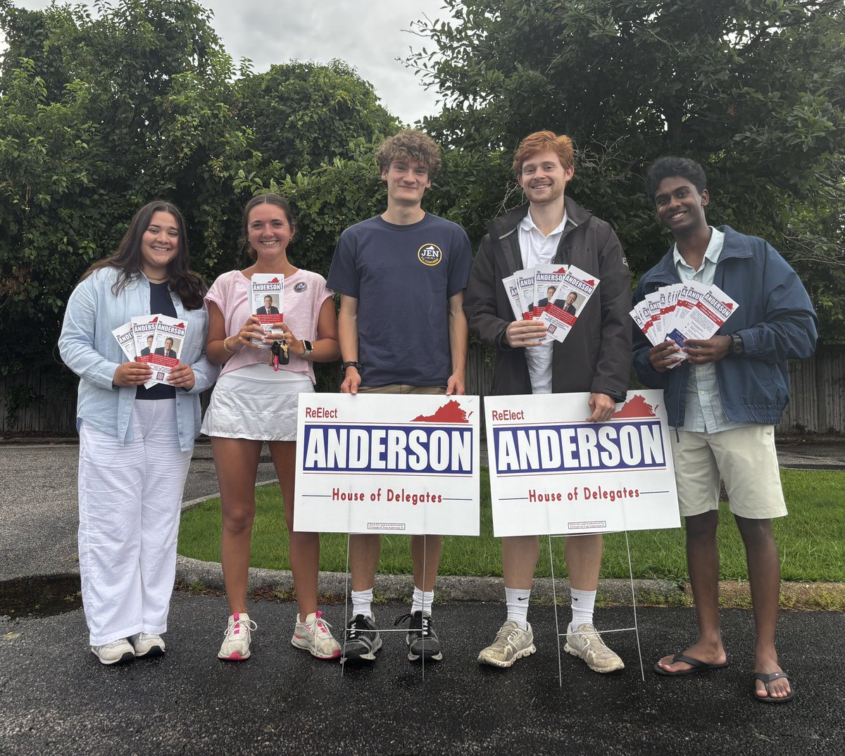 JenKiggans's tweet image. Team Kiggans doesn’t let a little rain stop us.... we have been out knocking doors in Virginia Beach this week for @AssocAnderson...! Election Day will be here soon…. make sure you are registered to vote…! 🇺🇸