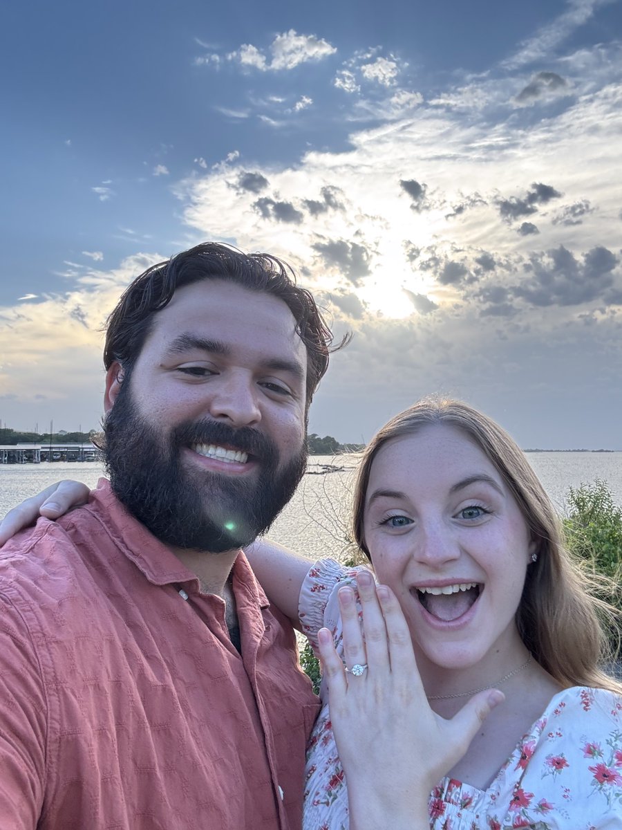 ap3266's tweet photo. Happy 25th birthday to the one and only @Laureng1515! The next 18 months are going to be the best ever! Love you! https://t.co/C7JaCfmmxg