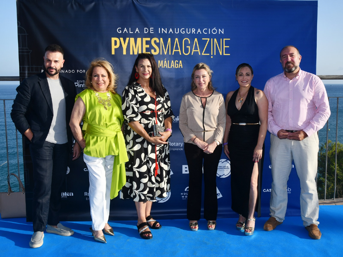 📸 Nuestra vocal del Comité Ejecutivo, Rosa María González Rubia, ha representado a la Cámara de Comercio de Málaga en la presentación de la primera edición de la revista PYMES Magazine Málaga, un nuevo escaparate dedicado en exclusiva al tejido empresarial de nuestra provincia.