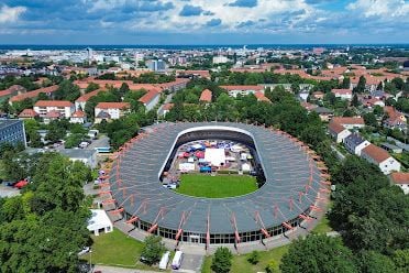⬛ El Europeo de Cottbus 'crece' a siete días, del 29 de junio al 5 de julio de 2026
🟥 The Cottbus #EuroTrack26 “grows” to seven days, from 29 June to 5 July  
🟨 Les championnats d'Europe de Cottbus passent à sept jours, du 29 juin au 5 juillet 2026 
trackpiste.com/2025/07/el-eur…