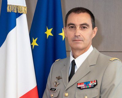 🎖️ Le Général d’armée Christophe Abad quitte ses fonctions après un parcours remarquable au service de nos armées.

🪖Pilier durant la crise sanitaire, artisan de la réussite de l’engagement militaire pour les Jeux Olympique de #Paris2024 : son action a marqué notre Défense.

🏛️