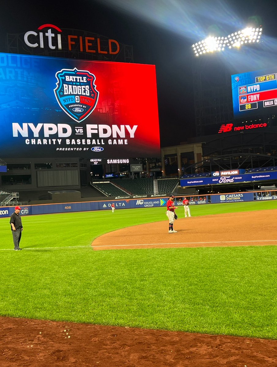 BaseballFdny's tweet photo. Big announcement coming! #citifield #battleofthebadges https://t.co/TuCj3VvOKF