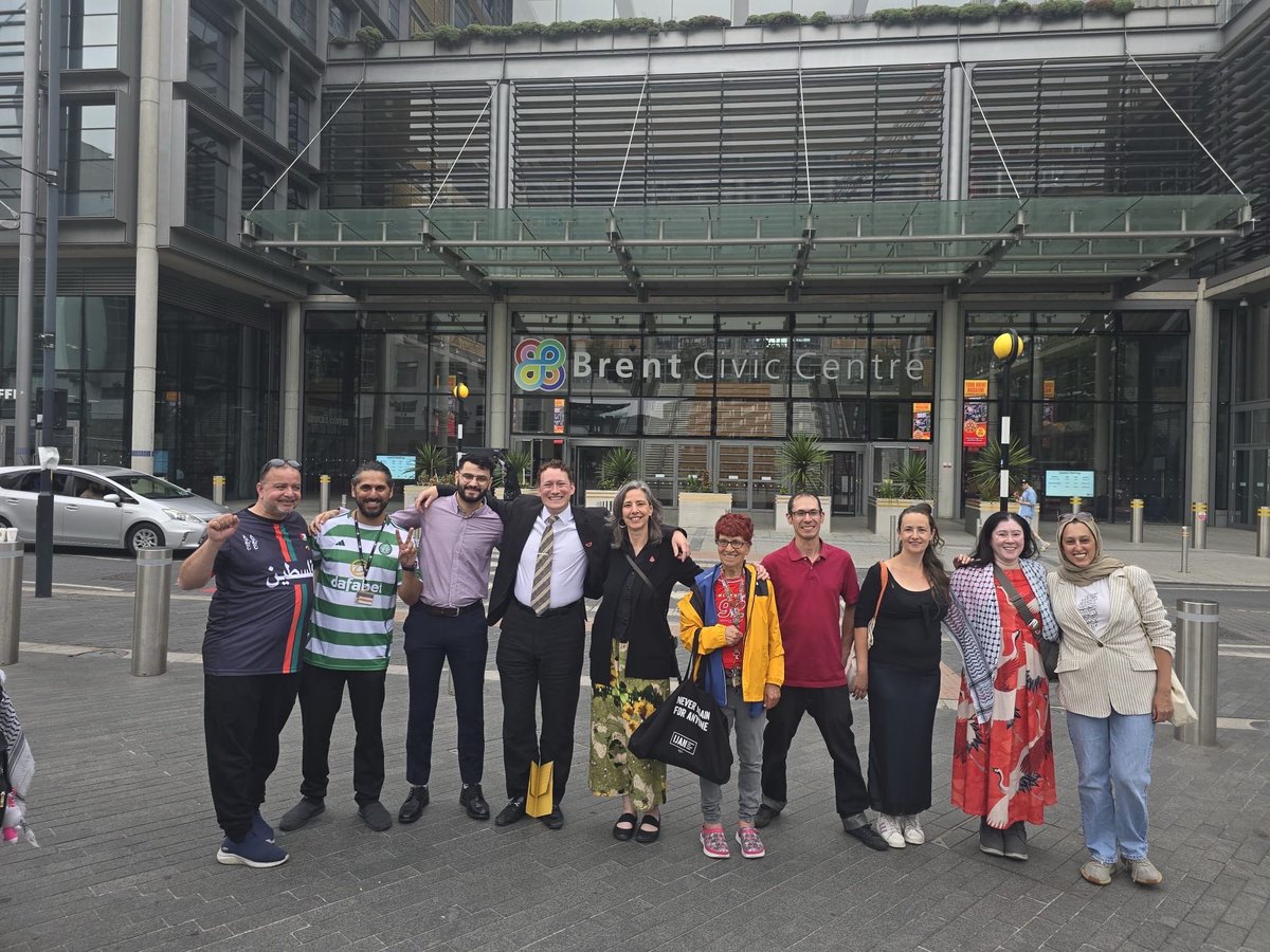 Grateful to see the #Brent #Jewish Network meet Cllr Muhammed Butt, leader of #Brent Council, sharing heartfelt support for Brent and #Nablus #Twinning. Together we build bridges of #peace, mutual understanding, and #unity 🌍🤝

 #PeaceMatters #StrongerTogether #BridgesOfHope