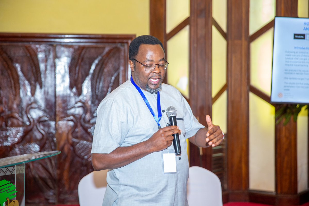 Dr. Jackline Njagi Lidubwi (@jackielidubwi) on Twitter photo Expanding on the discussion of "Tackling Hospital Waste," Dr. <a href="/grmwaniki/">George Mwaniki</a> shared concerning data: only one NEMA-certified incinerator in Nairobi.
#CleanAirForumNairobi
#CleanAirForum2025 Expanding on the discussion of "Tackling Hospital Waste," Dr. <a href="/grmwaniki/">George Mwaniki</a> shared concerning data: only one NEMA-certified incinerator in Nairobi.
#CleanAirForumNairobi
#CleanAirForum2025