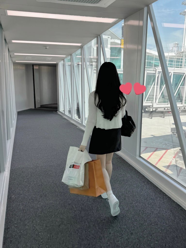 仁川空港の免税店で運命の出会い、、🫶🏻
日本未入荷らしくてラッキー꒰ᐡ⸝ɞ̴̶̷ ·̮ ɞ̴̶̷⸝ᐡ꒱🪄