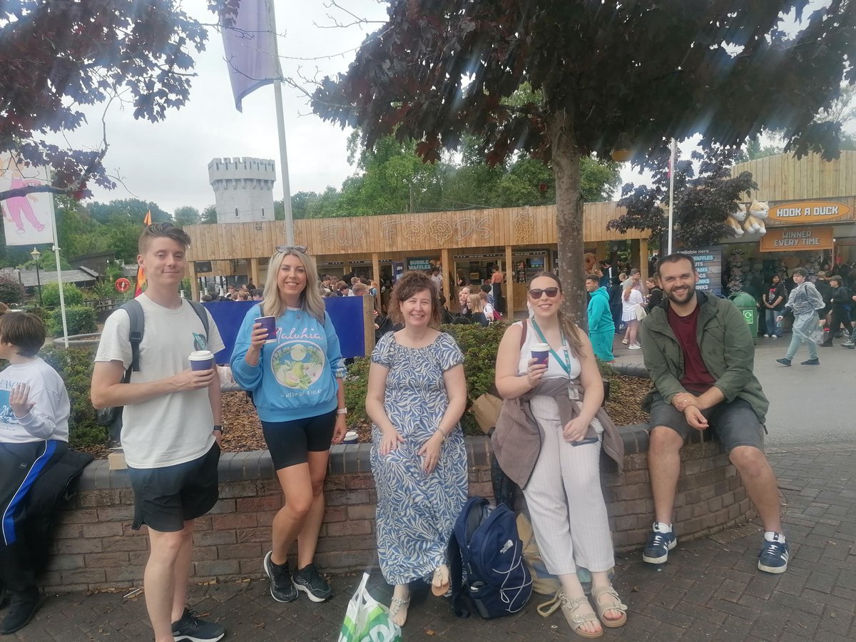 tonmiddleschool's tweet photo. @TonyrefailCS Our TCS staff are enjoying a well earned coffee and cake break at the theme park. #teamwork #makingmemories ☕☺️ https://t.co/0L1gVTo57y