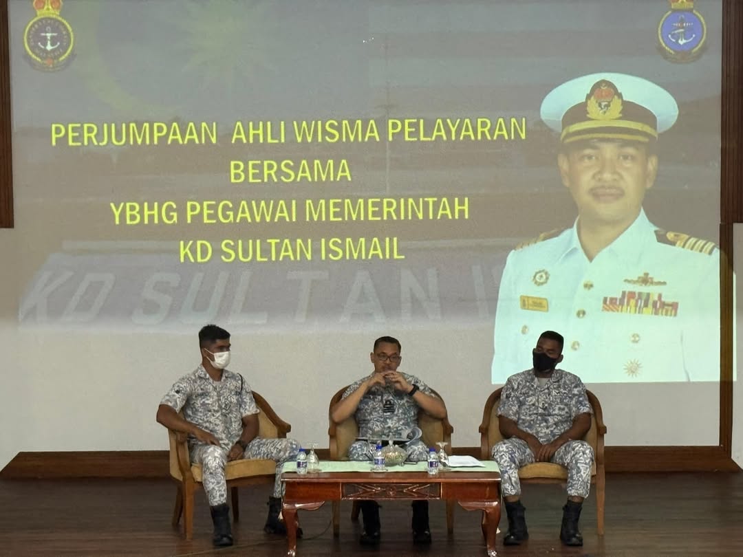 KD SULTAN ISMAIL (@kdsi_rasmi) on Twitter photo ππππ ππππππππππ πππππππ ππππππππππ ππ ππππππ ππππππ πππππππ πππππππ & ππππππ
16 Julai 2025 | Rabu - facebook.com/10006653663004β¦ ππππ ππππππππππ πππππππ ππππππππππ ππ ππππππ ππππππ πππππππ πππππππ & ππππππ
16 Julai 2025 | Rabu - facebook.com/10006653663004β¦